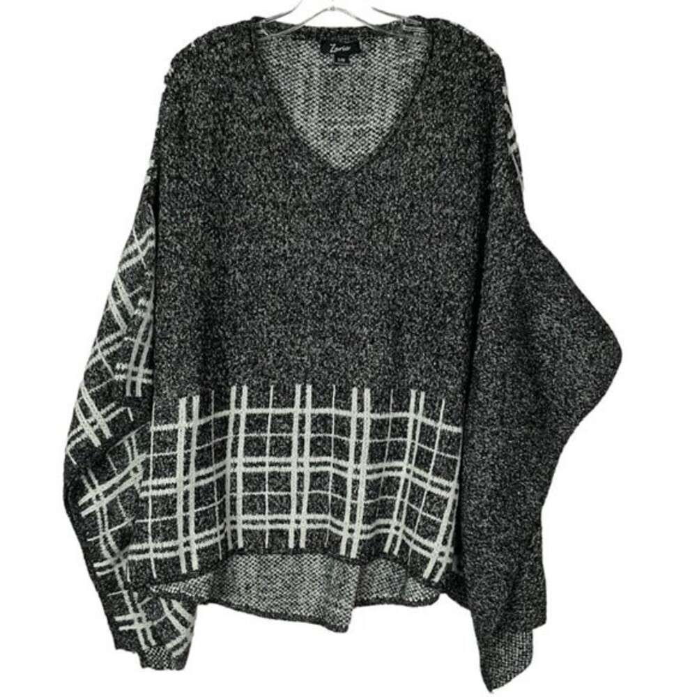 Zoria Women’s Sweater S/M Grey White Plaid Knit Poncho Jacket Boho Casual